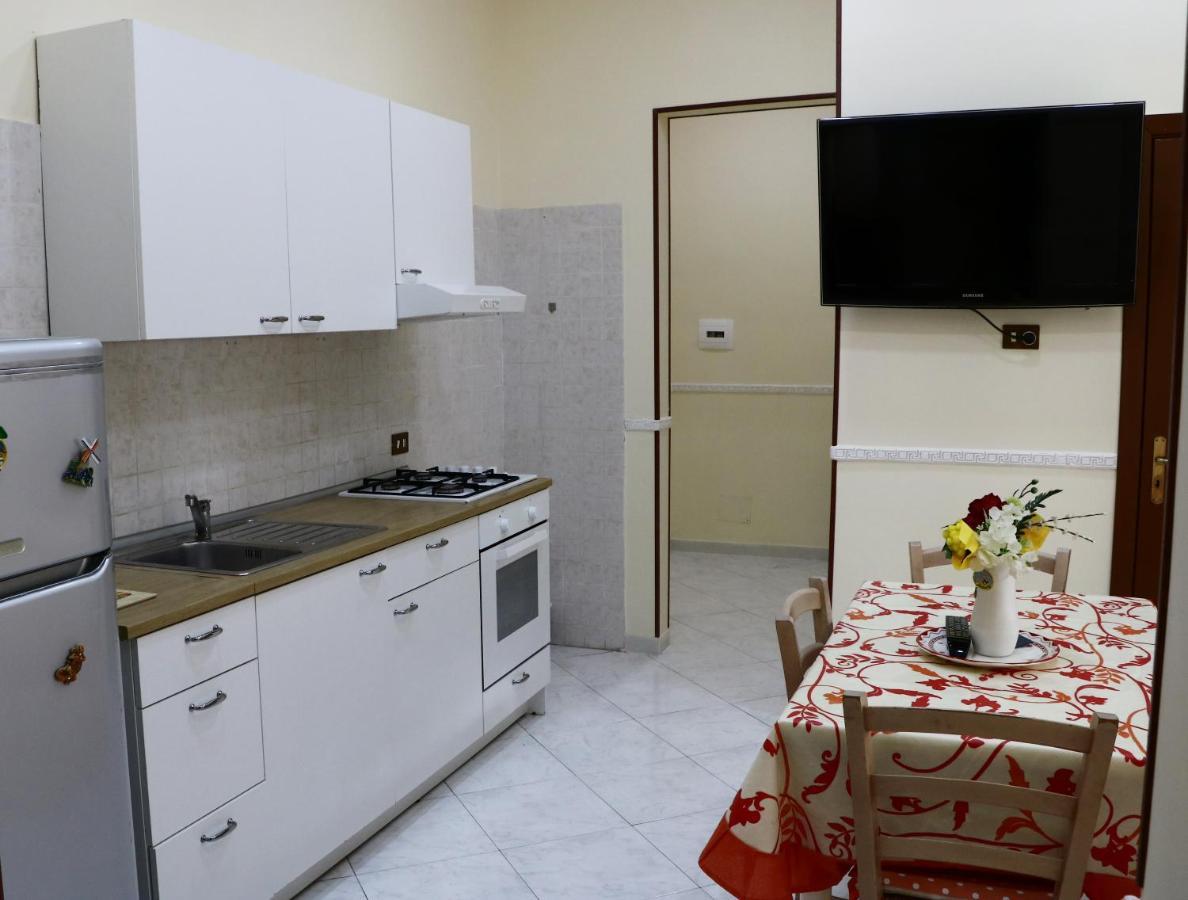 Casa Borbonica Apartment Naples Luaran gambar